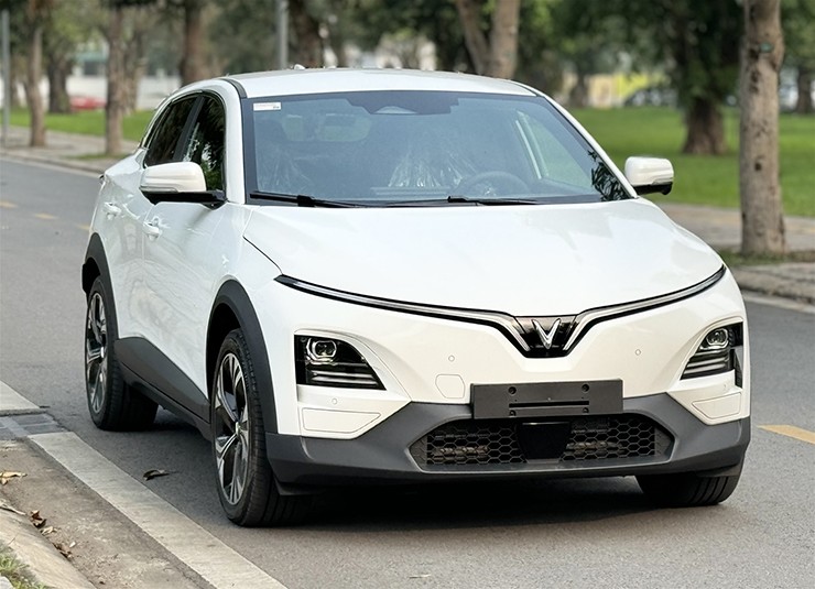 Giá xe VinFast VF 6 cập nhật tháng 6/2026, ưu đãi tới 45 triệu đồng - 6